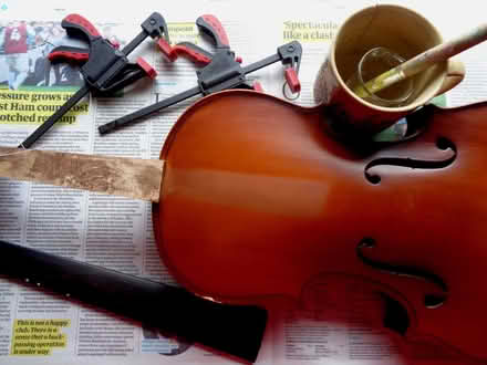 Photo of broken string instruments (New Marston OX3) #1