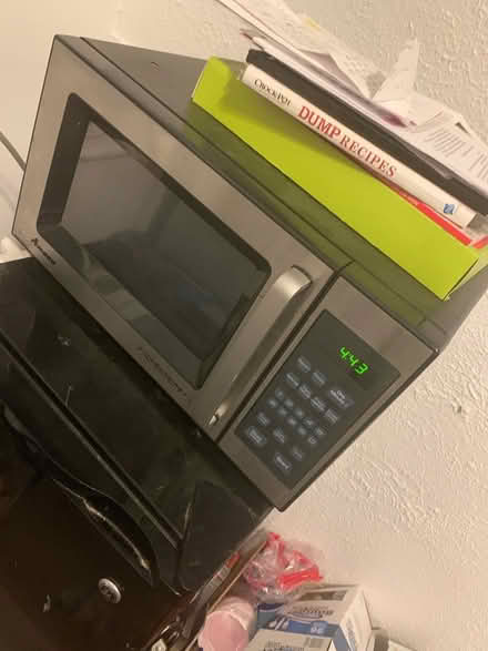 Photo of free Microwave (Ypsilanti) #1