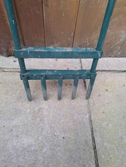 Photo of free Lawn aerator (Scriven HG5) #2