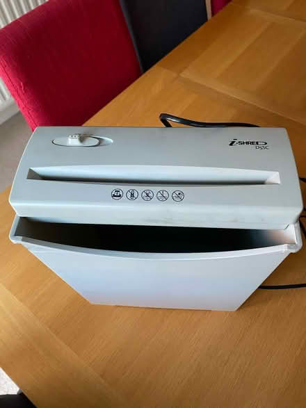 Photo of free Paper shredder (Cox Green Maidenhead) #1