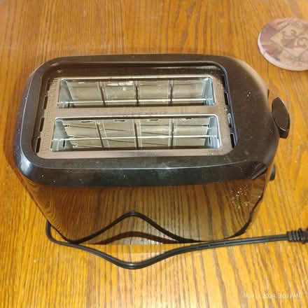 Photo of free Toaster (Bedford 76021) #1