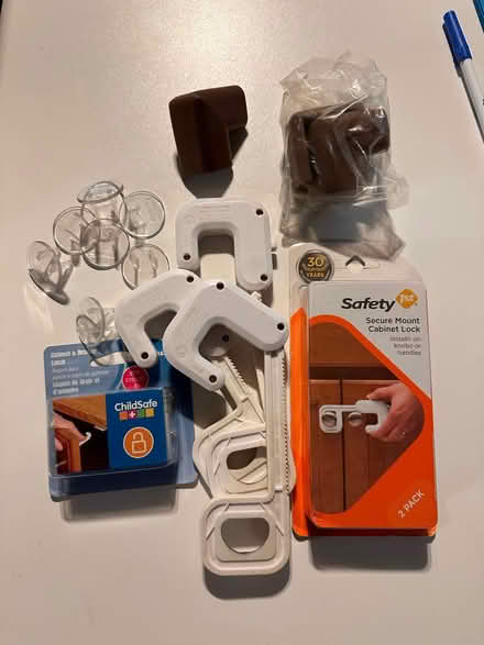 Photo of free Baby gates & child proofing stuff (Norwood Park) #2