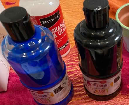 Photo of free Oil paints / pastels / water based paints (Denny Bottom TN4) #3