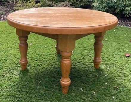 Photo of Round Pine coffee table (Parson Cross S5) #1