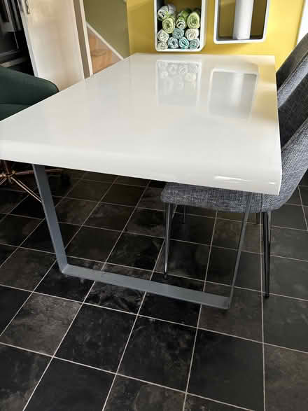 Photo of free White gloss kitchen table (Talbot Woods BH4) #1