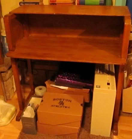 Photo of free One Of A Kind Bureau (DA15) #1