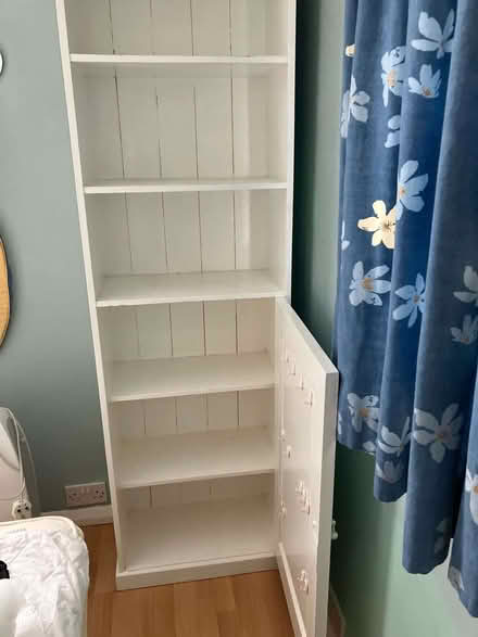 Photo of free bookshelf with cupboard (Acton W5) #1