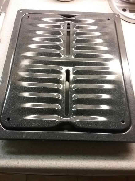 Photo of free Roasting Pan #1 (Uplands / Riverside) #1