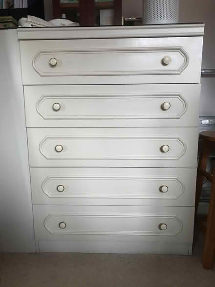 Photo of free Suite of fitted bedroom furniture (Newton HR5) #4