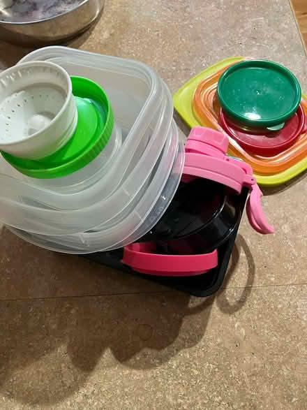 Photo of free Tupperware and cups (Rochester Hills) #2