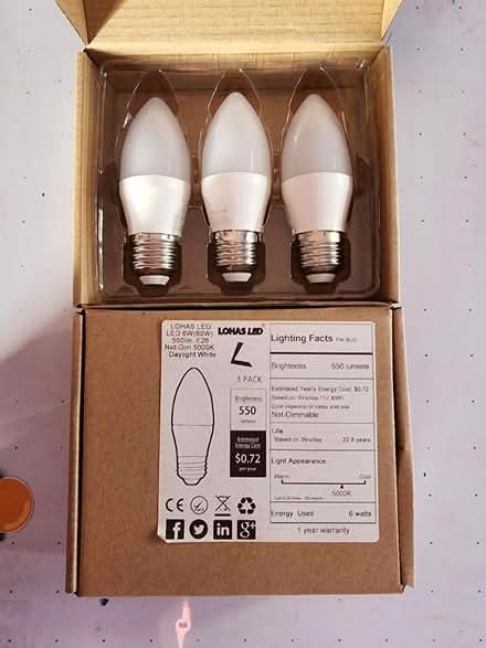 Photo of free 8 LED bulbs, standard size fitting (Near wilcox high school) #1