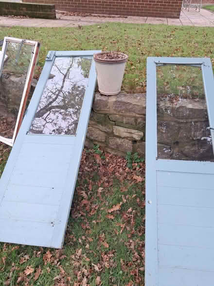 Photo of free Windows & doors from summerhouse (Merley BH21) #2