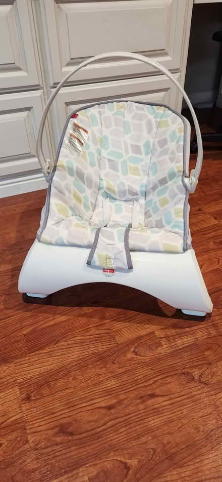 Photo of free Fisher Price Infant bouncer chair (94587) #1