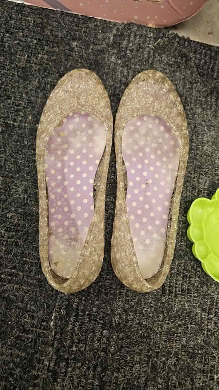 Photo of free Gel flats (Major mac and Markham rd) #1