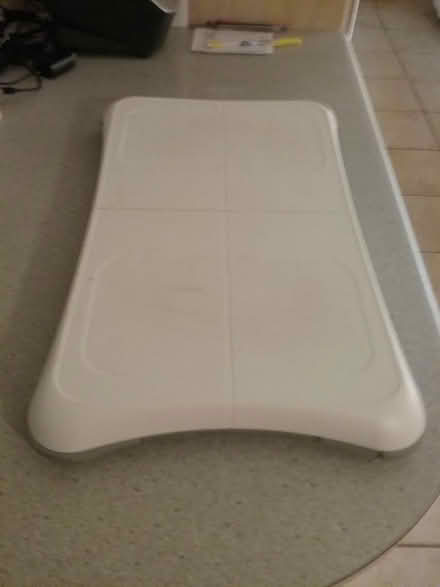 Photo of free Nintendo Wii Fit Balance Board (Uplands / Riverside) #1