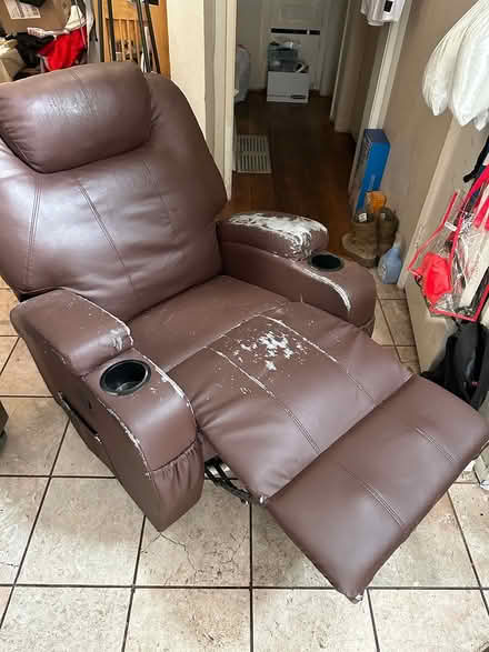 Photo of free Rocker/Recliner (N. Torrance (90504)) #2