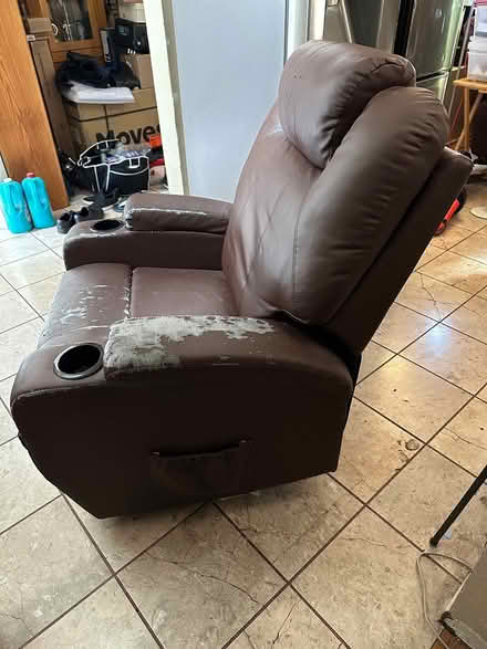 Photo of free Rocker/Recliner (N. Torrance (90504)) #3