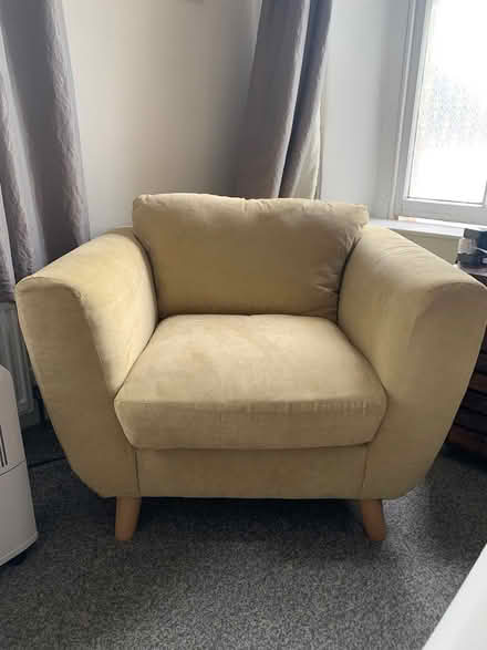 Photo of free Fabric lounge chair (Bradford on Avon BA15) #1