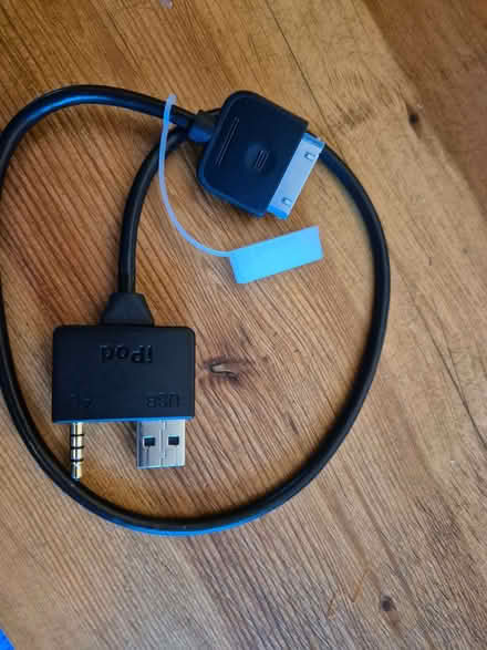 Photo of free Honda CRV ipod cable (Deaconsbank G77) #2