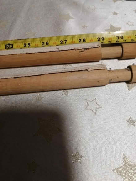 Photo of free Dowels for an embroidery frame (Cam GL11) #2