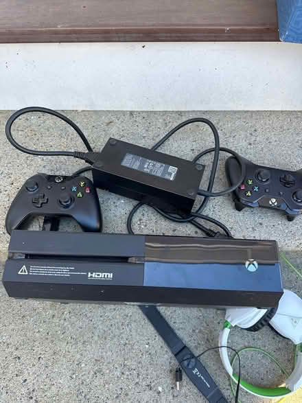 Photo of free XBOX one and games (3 Hoffman place Newport, RI) #2