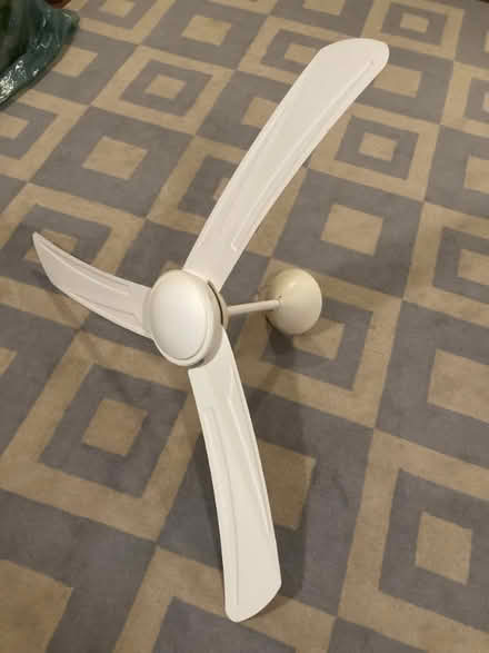 Photo of free 56" Hunter Ceiling Fan, 1-Spd/1-Dir (Ashdale, S. of Gerrard Library) #1