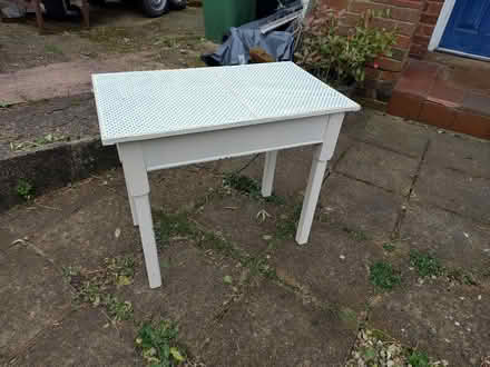 Photo of free Vintage table (Scotches DE56) #3