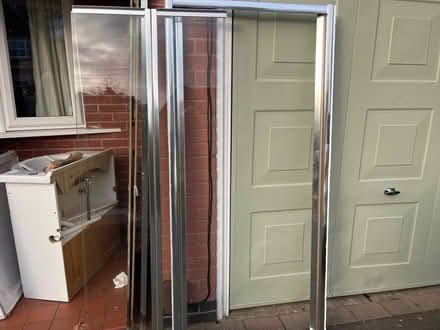 Photo of free Shower door (West Bridgford NG2) #1