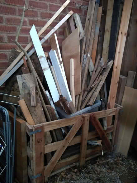 Photo of free Pile of scrap wood. (Kenilworth CV8) #2