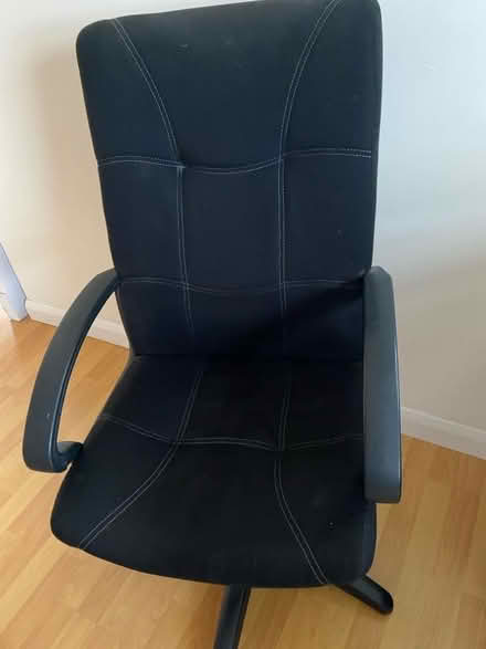 Photo of free Office chair (Port of Rosyth KY11) #1