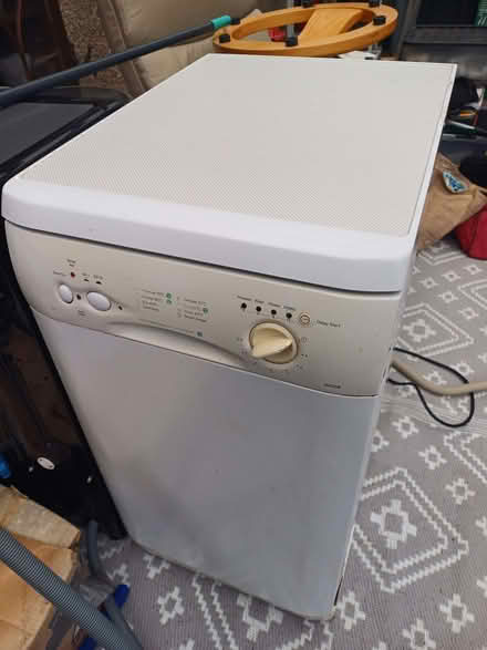 Photo of free Slimline dishwasher (Hareleeshill ML9) #1