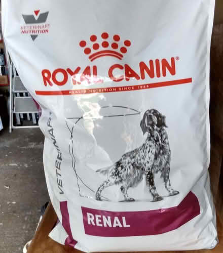 Photo of free Royal Canin renal kibble (Wisbech PE13) #2