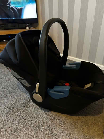 Photo of free Silvercross car seat (Wolstanton ST5) #2