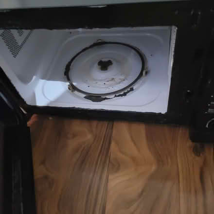 Photo of free microwave (Temple Cowley OX4) #1