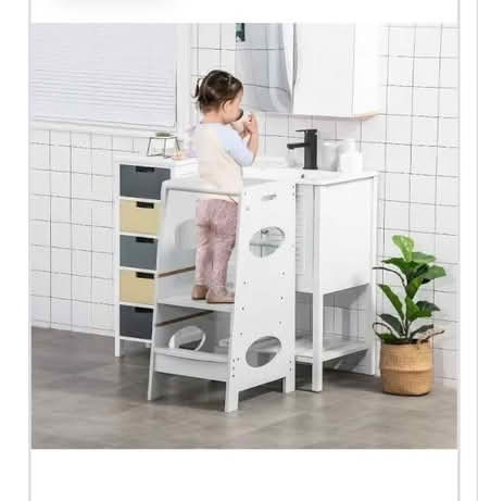 Photo of Toddler tower kitchen helper (Hillingdon UB8) #3