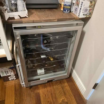 Photo of free Vinotemp Wine Fridge broken, parts? (SW Reno) #1