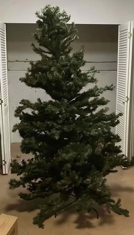 Photo of free Artificial Christmas Tree (Morgan Hill (Jackson Oaks)) #1