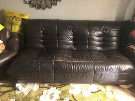 Photo of free 6ft sofa (Aylestone LE2) #2