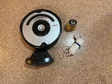 Photo of free Roomba, needs repair (Circle Pines) #1