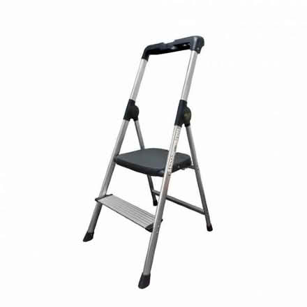 Photo of small step ladder (ST4) #1