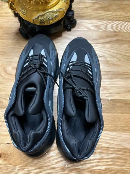 Photo of free Shoess (Cv10 9FZ nuneaton) #1