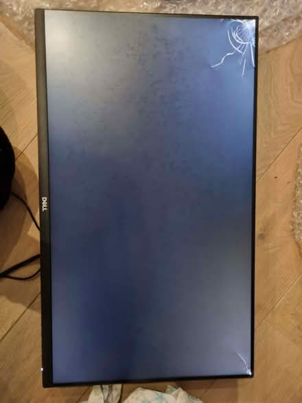 Photo of free 2 x damaged Dell screens - repair? (AB11) #1