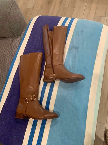 Photo of free New boots (Woodside near Town) #3