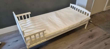 Photo of free Kid's Bed (ME10) #2