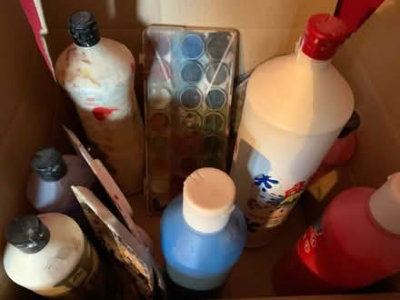 Photo of free Kids poster paints (Kirkcaldy KY1) #1