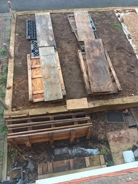 Photo of free Wood and plastic palets (Northampton Dallington) #3