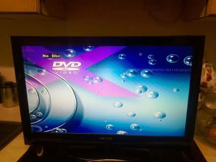 Photo of free CELCUS 22913DVD 22" TV With built in DVD player see details (Harborne B32) #3