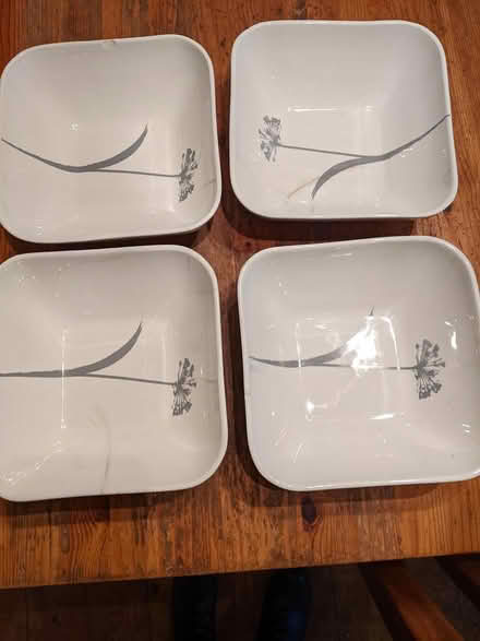 Photo of free 4 serving bowls (Lower Morden SM4) #2