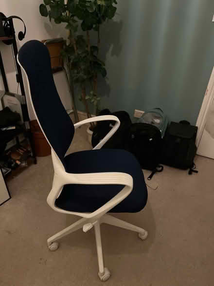 Photo of free Office chair give away (NW6) #2