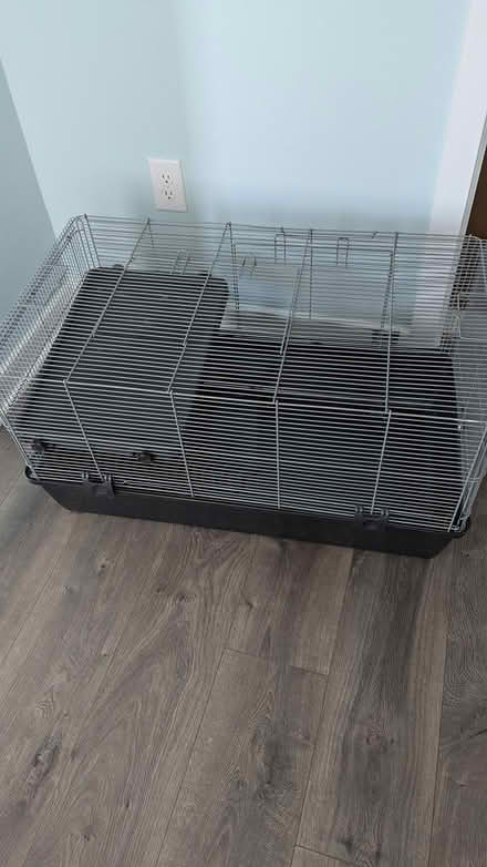 Photo of free Small pet cage (20171 herndon) #1